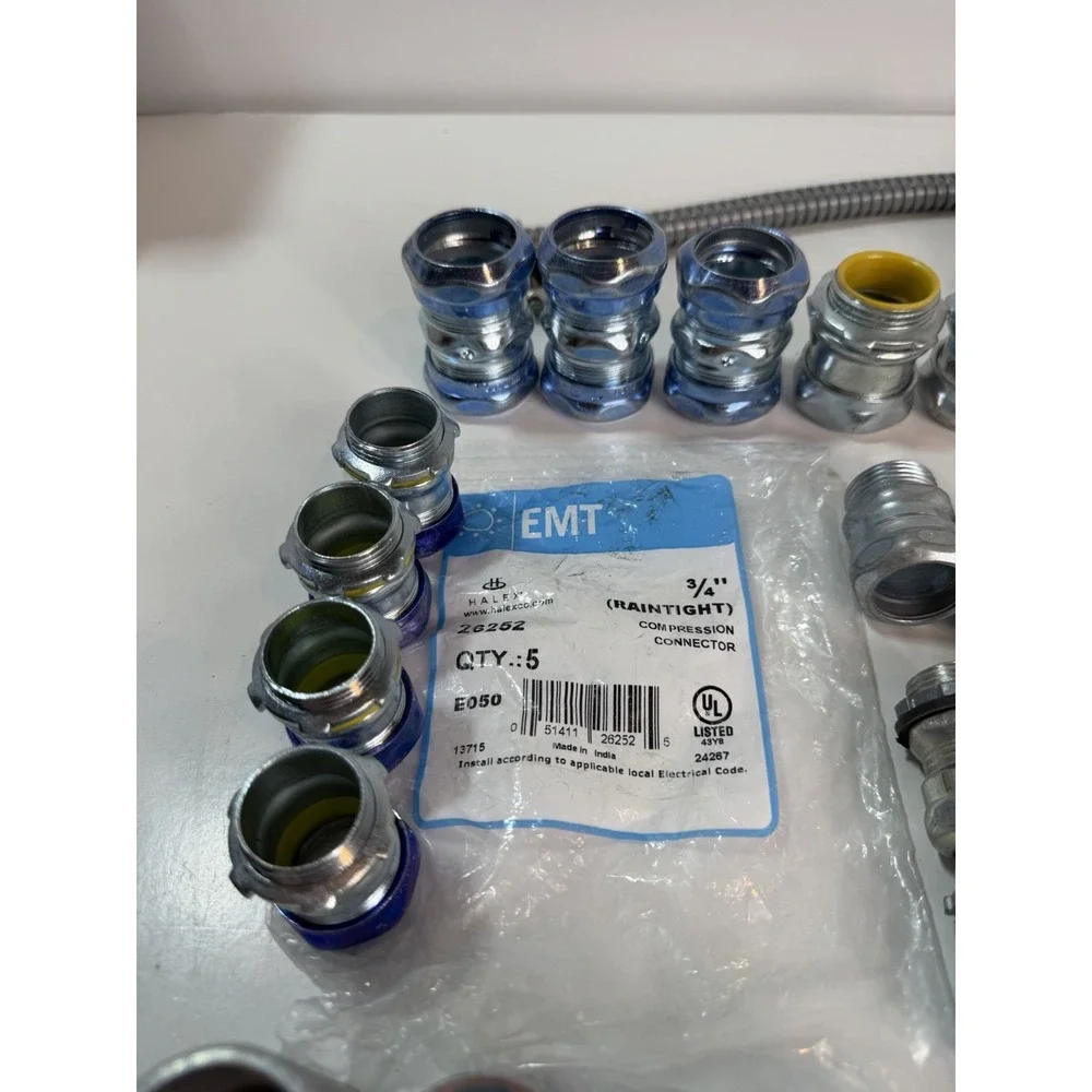 Electrical Conduit Fittings Lot: EMT Connectors, Couplings & Locknuts